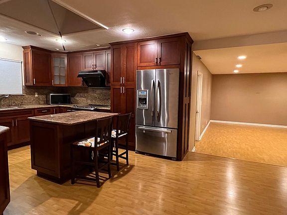 3rd image of 5183 Barron Park Dr