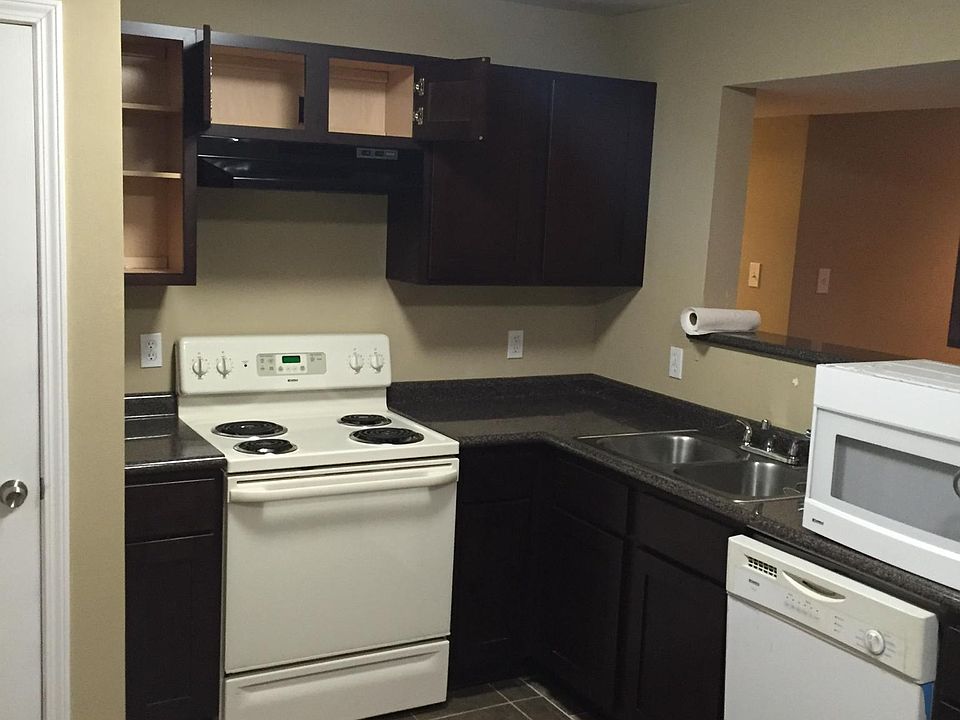 2nd image of 2954 Wall Blvd