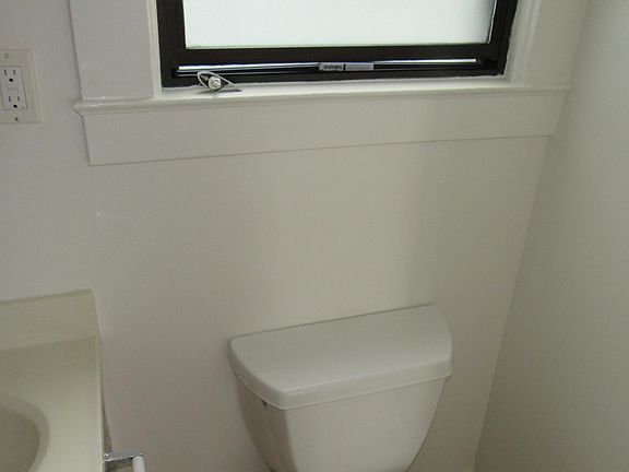 5th image of 3232 21st St #8