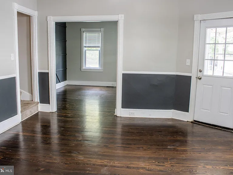 262 E Linden St — Photo 8