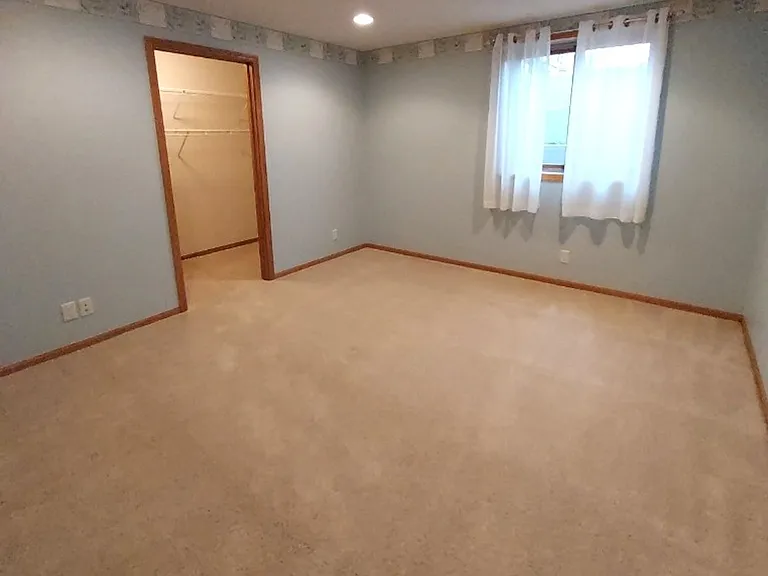 459 Jefferson St — Photo 18