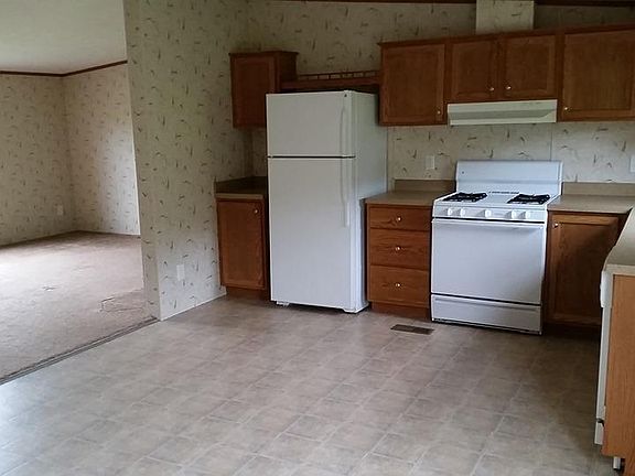 Kitchen and living room