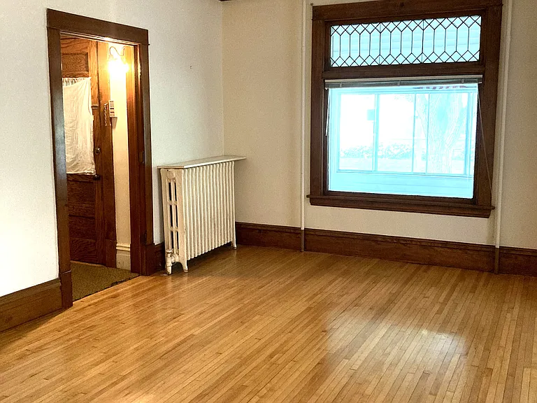 2606 Irving Ave S #1 — Photo 1
