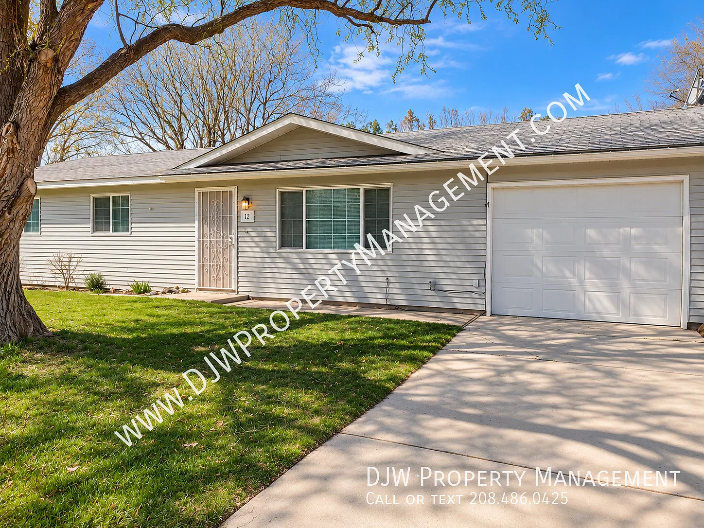 Charming Middleton Home with a Spacious Backyard, Garden Beds & Room to Make It Your Own! — Photo 1