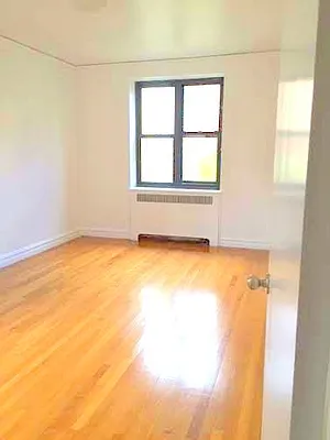 Rented by Manhattan Spaces | media 9