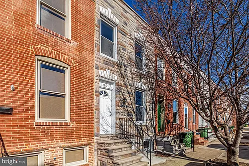130 W Randall St Photo 1