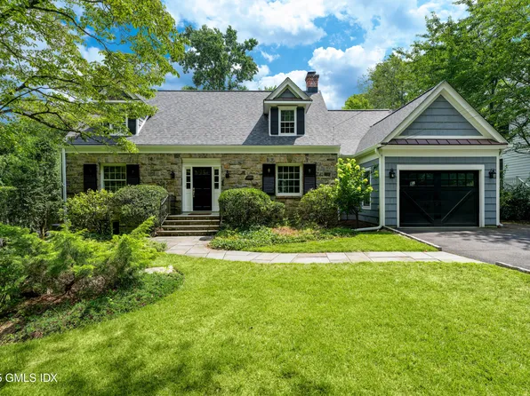 134 Lockwood Rd, Riverside, CT 06878