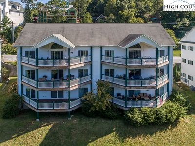 220 Village Drive #303, Blowing Rock, NC, 28605