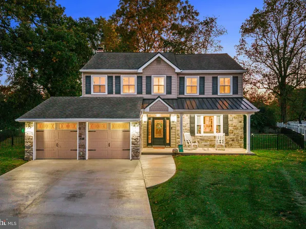 18 Fawn Ln, Horsham, PA 19044