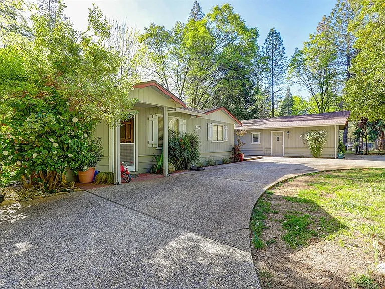 11019 Glen Meadow Dr #B — Photo 1