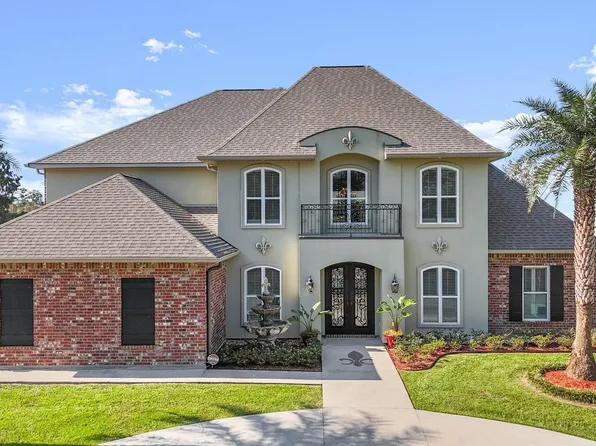 11429 Home Port Dr, Saint Amant, LA 70774