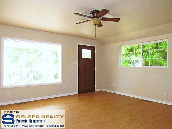 2nd image of 1114 Helen Ave