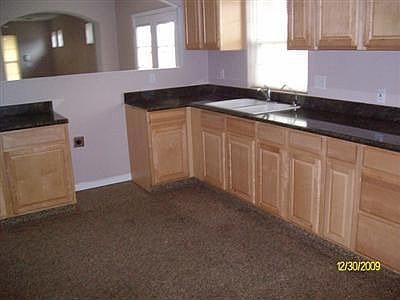 2nd image of 335 E Hawes Ave