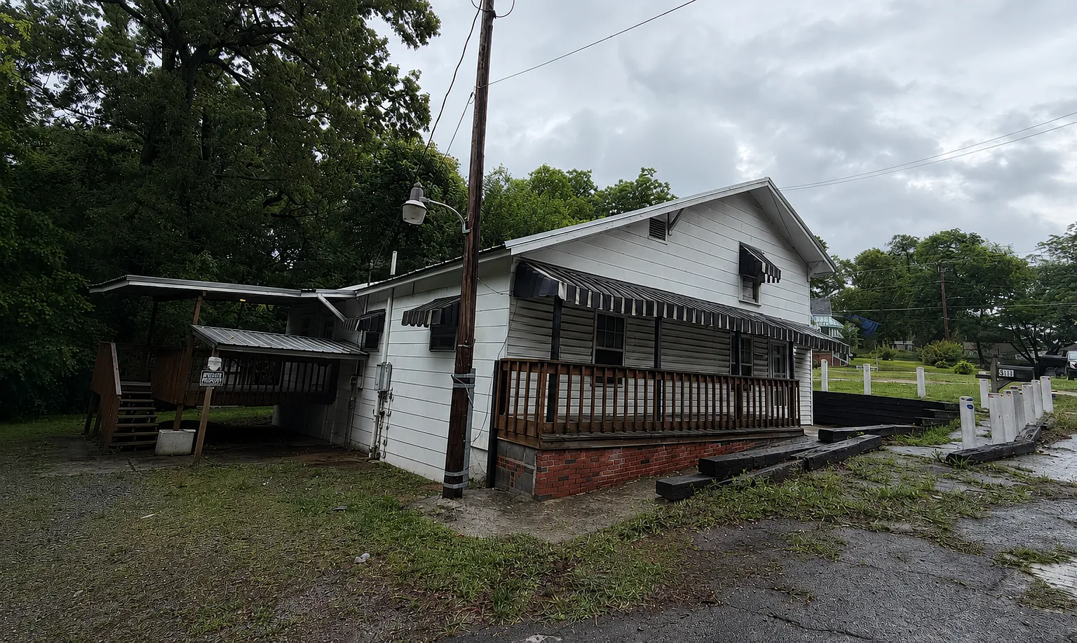 801 Rutledge Drive — Photo 1