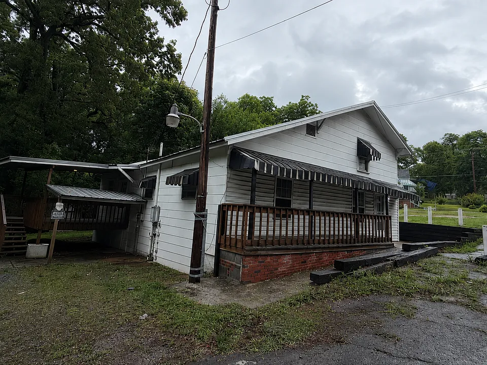801 Rutledge Dr
