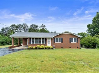 3911 Icard St, Maiden, NC 28650