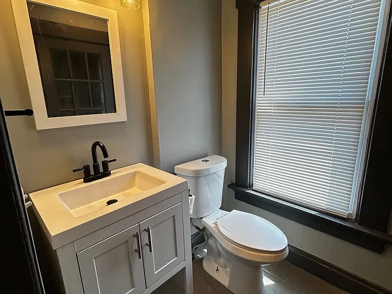 315 Parkwood Ave — Photo 10