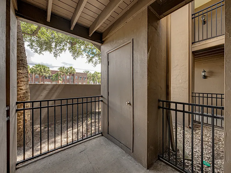 607 S Westland Ave #17 — Photo 20