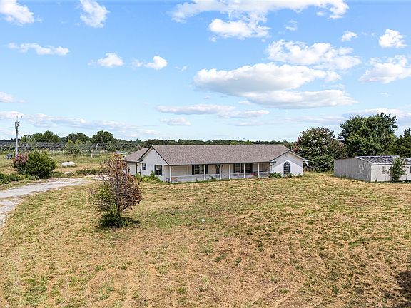 4th image of 1852 County Road 1540
