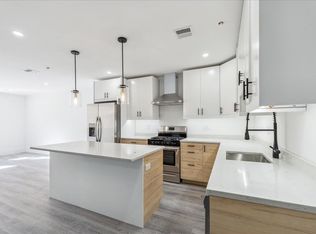 304-2 Sumner St, Boston, MA 02128