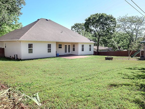 2nd image of 315 N Fork