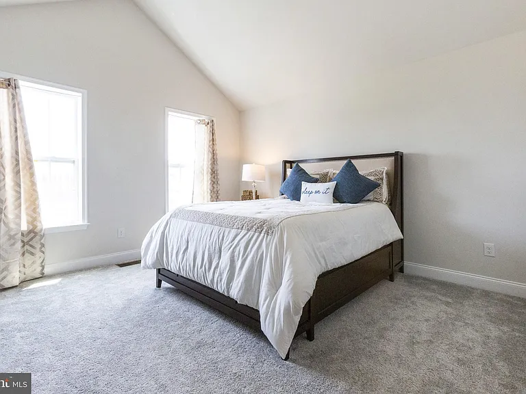 3701 Parris Blvd — Photo 51