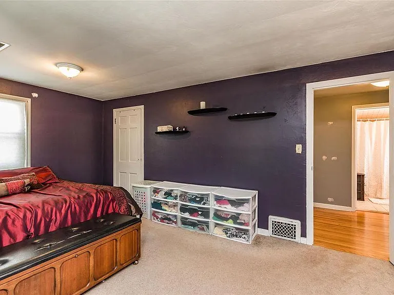 1014 Stanfield St — Photo 17