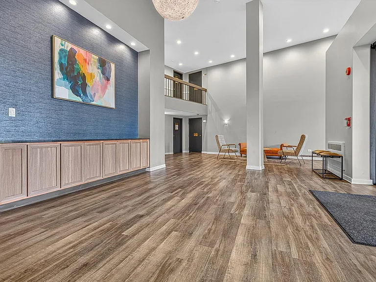 27-Stonebridge-33 (Lobby)