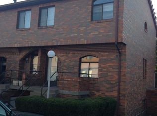 3236 Kennett Sq, Pittsburgh, PA 15213