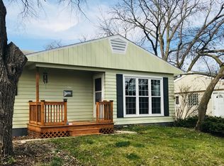 1106 Clifton St NE, Cedar Rapids, IA 52402