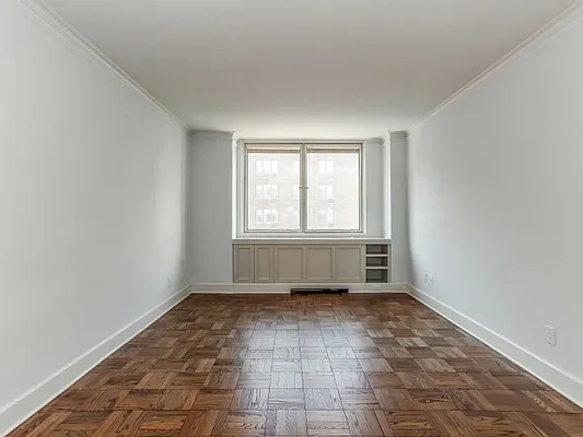 Sold by Sotheby's International Realty | media 9