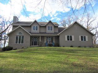 5031 N Ravenswood Dr, Janesville, WI 53545