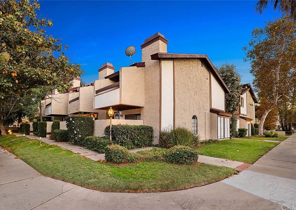 1st image of 296 N Mar Vista Ave
