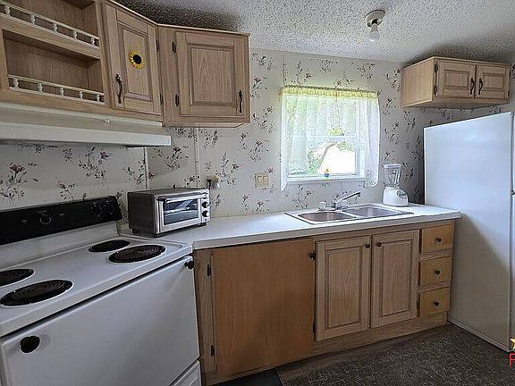3rd image of 2873 Campfire Ln #348