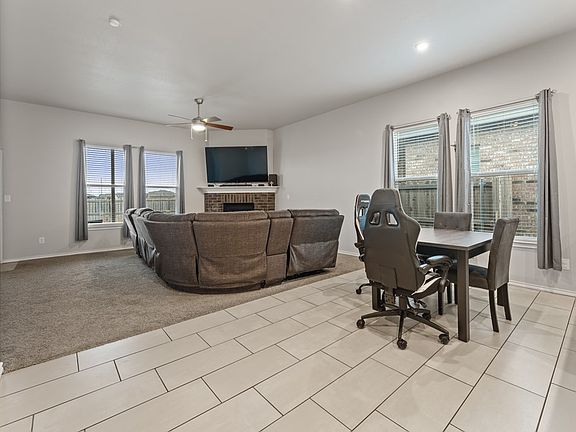 4th image of 6907 Ranch Ave