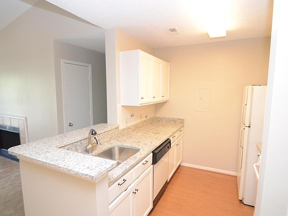 5th image of 2011 N Highway 17 Unit 1500E