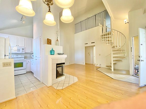 5th image of 7305 Calle Cristobal Unit 126