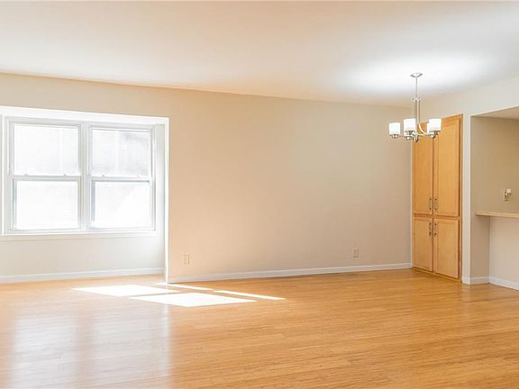 3rd image of 1135 Barton Hills Dr APT 114