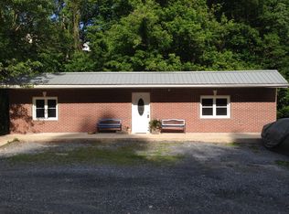 318 Petersville Rd, Brunswick, MD 21716