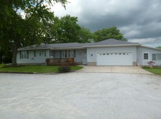 29525 S Klemme Rd, Beecher, IL 60401