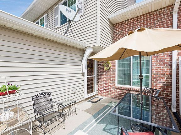 4th image of 1003 Heather Ln