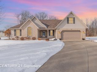 8980 Valleyview Ct, Saginaw, MI