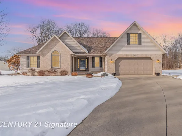 8980 Valleyview Ct, Saginaw, MI 48609