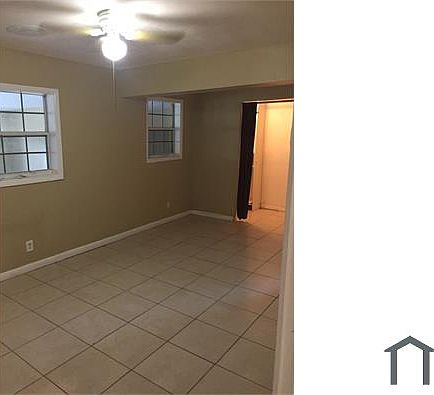 5th image of 1485 NW 33rd Ter