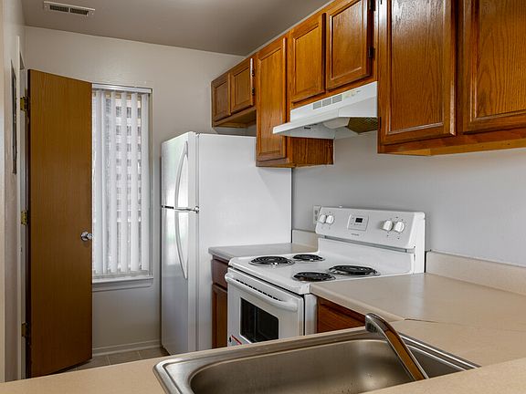 3rd image of 6380 E Forteen Mile Rd APT A12