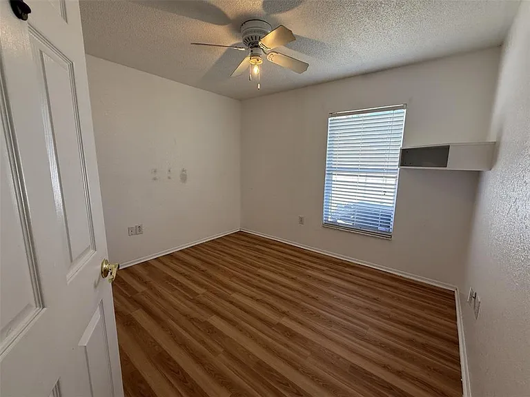 612 Heather Glen Loop — Photo 12