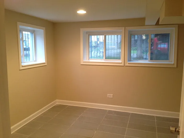 4815 N Kildare Ave #G — Photo 3