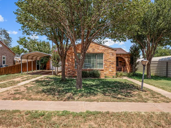 117 Poplar St, Levelland, TX 79336