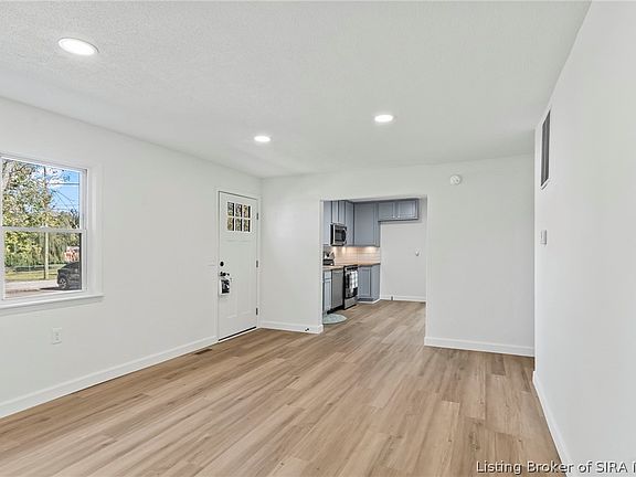 3rd image of 519 Highland Drive