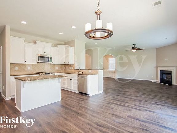 4th image of 3224 Wicklow Ln